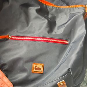 Dooney & Bourke hand bag